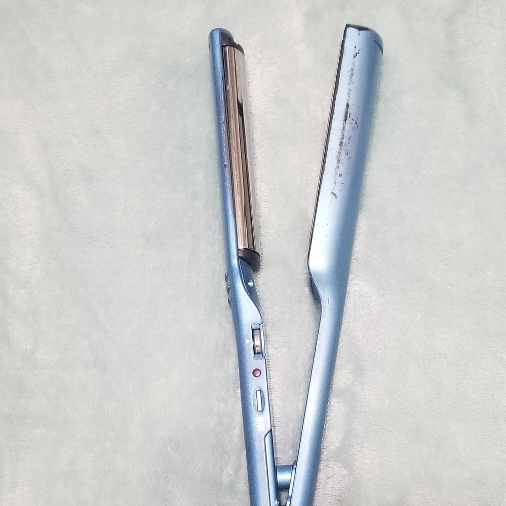 Babyliss Pro Hair Straightener